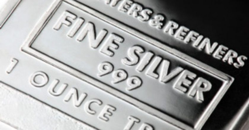 Acquisto di argento fisico: una guida per gli investitori