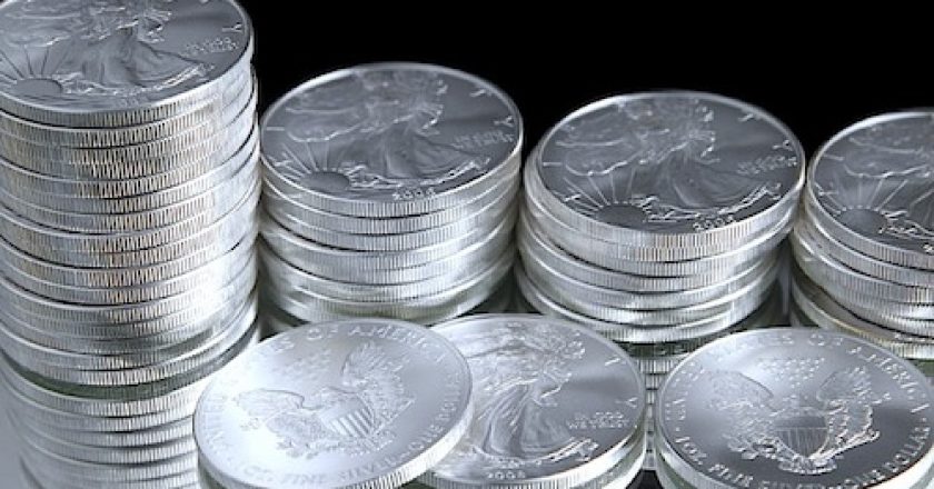 Record di vendite di monete di argento a marzo