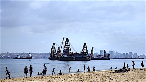 La discesa delle materie prime: il caso dell'Angola