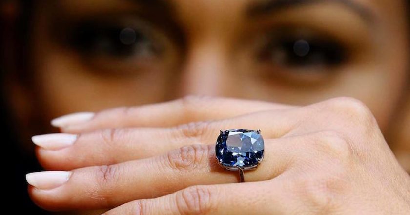Diamanti blu, tra le pietre più rare e preziose del mondo