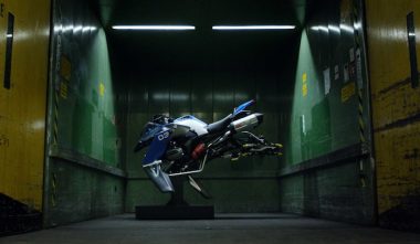 Una moto volante ispirata a LEGO