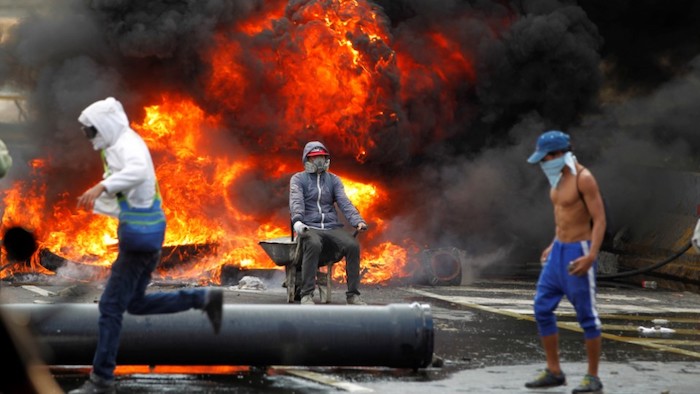 La tragedia dei prezzi del petrolio in Venezuela
