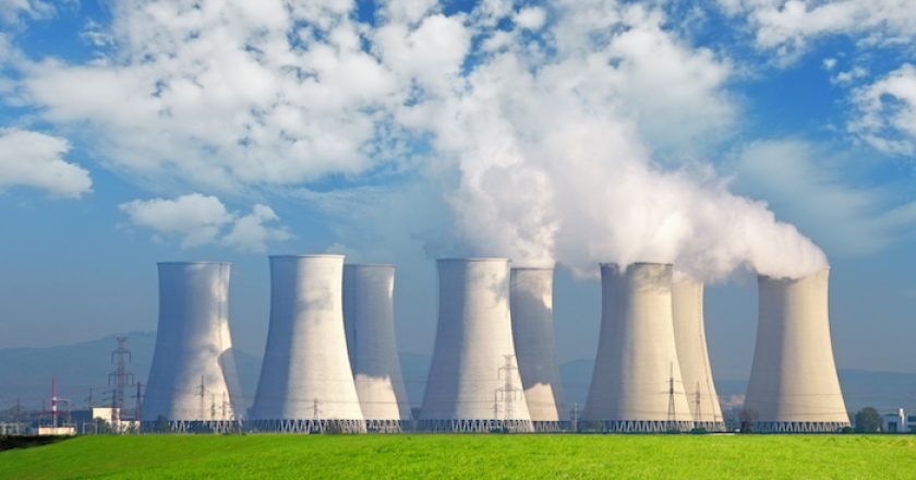 La fine delle grandi centrali nucleari