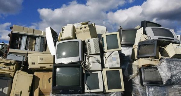 Estrarre metalli dai rifiuti (e-waste) ha un senso economico?
