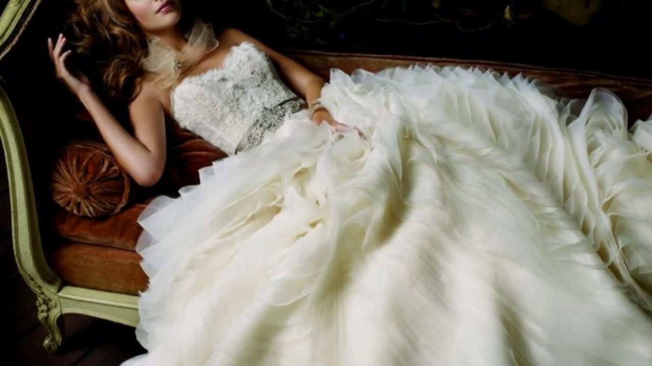 Correctly loss Assimilation I 10 abiti da sposa più costosi del mondo - Metalli Rari