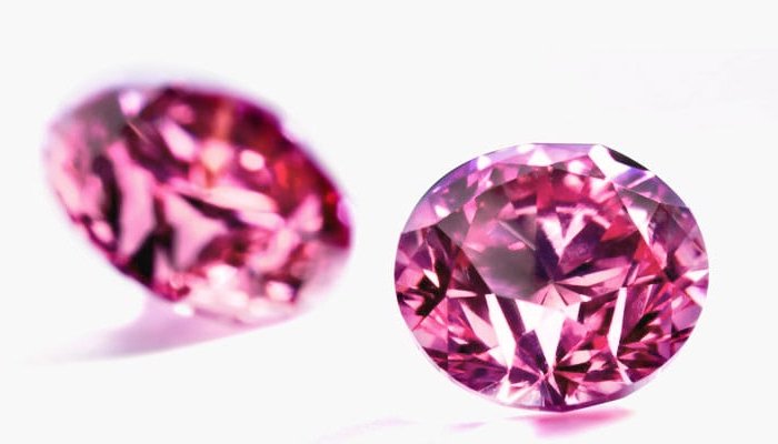 Venduto un diamante rosa da quasi 600 mila dollari a carato
