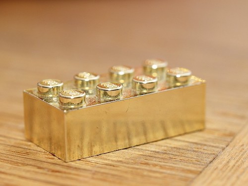 mattoncino lego d'oro