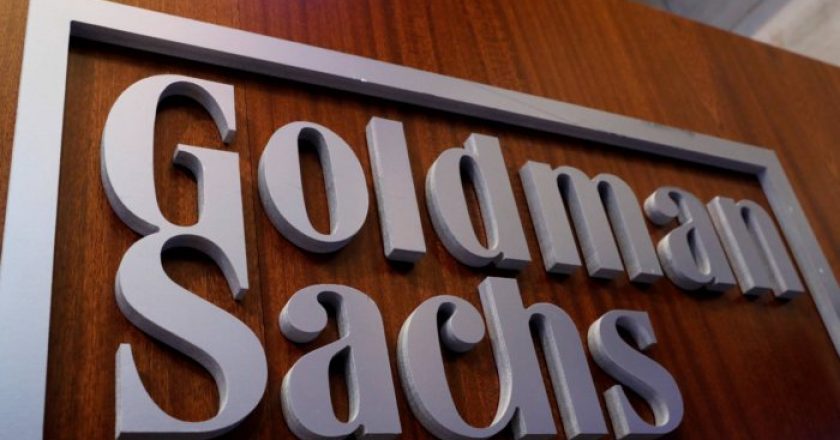 Goldman Sachs abbassa le previsioni di prezzo del petrolio
