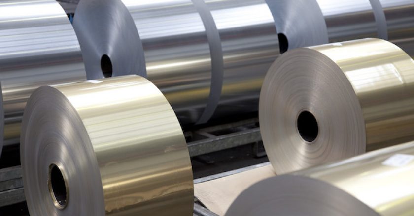 Alluminio: produzione globale in crescita e prezzi deboli