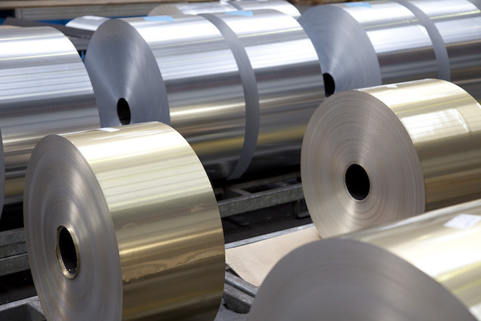 Alluminio: produzione globale in crescita e prezzi deboli
