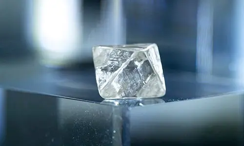 Diamante blanco de 28,84 quilates