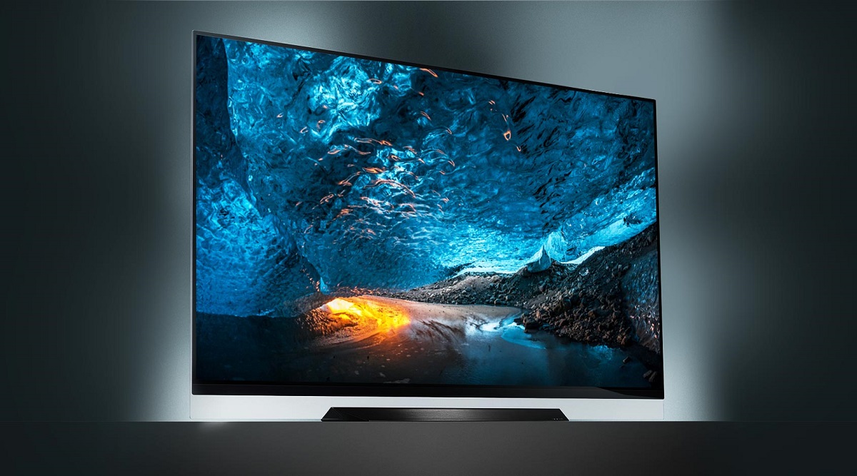 Argento trasparente su TV e display OLED per risparmiare energia