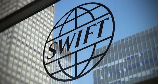 SWIFT butta fuori la Russia e CIPS, il sistema cinese, apre le sue porte