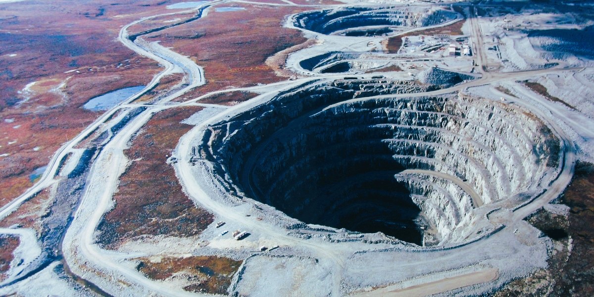 Rame, oro, nichel, rodio… Le 10 miniere più preziose del mondo