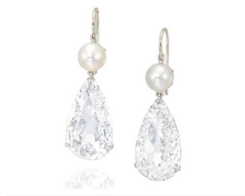 Orecchini con diamanti e perle (1,2 milioni di dollari)