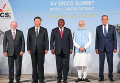 Ritratto di gruppo dei 5 leader dei paesi BRICS