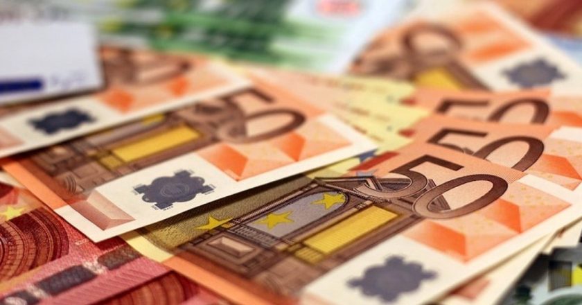 Soldi in banconote da 50 euro