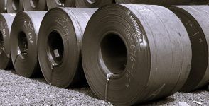 Coils d'acciaio laminati a caldo