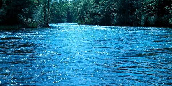 Acqua di fiume